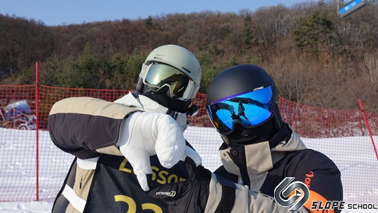 6967553f09a253339591