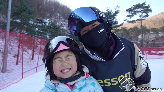 69808df35de3f3396472