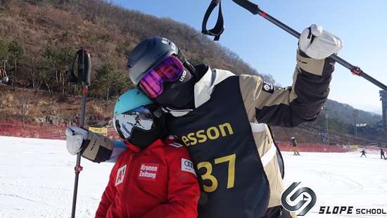 699705ec8a6585768519