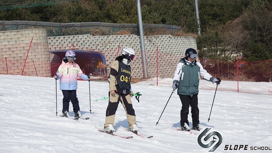 6999a25a766663596841